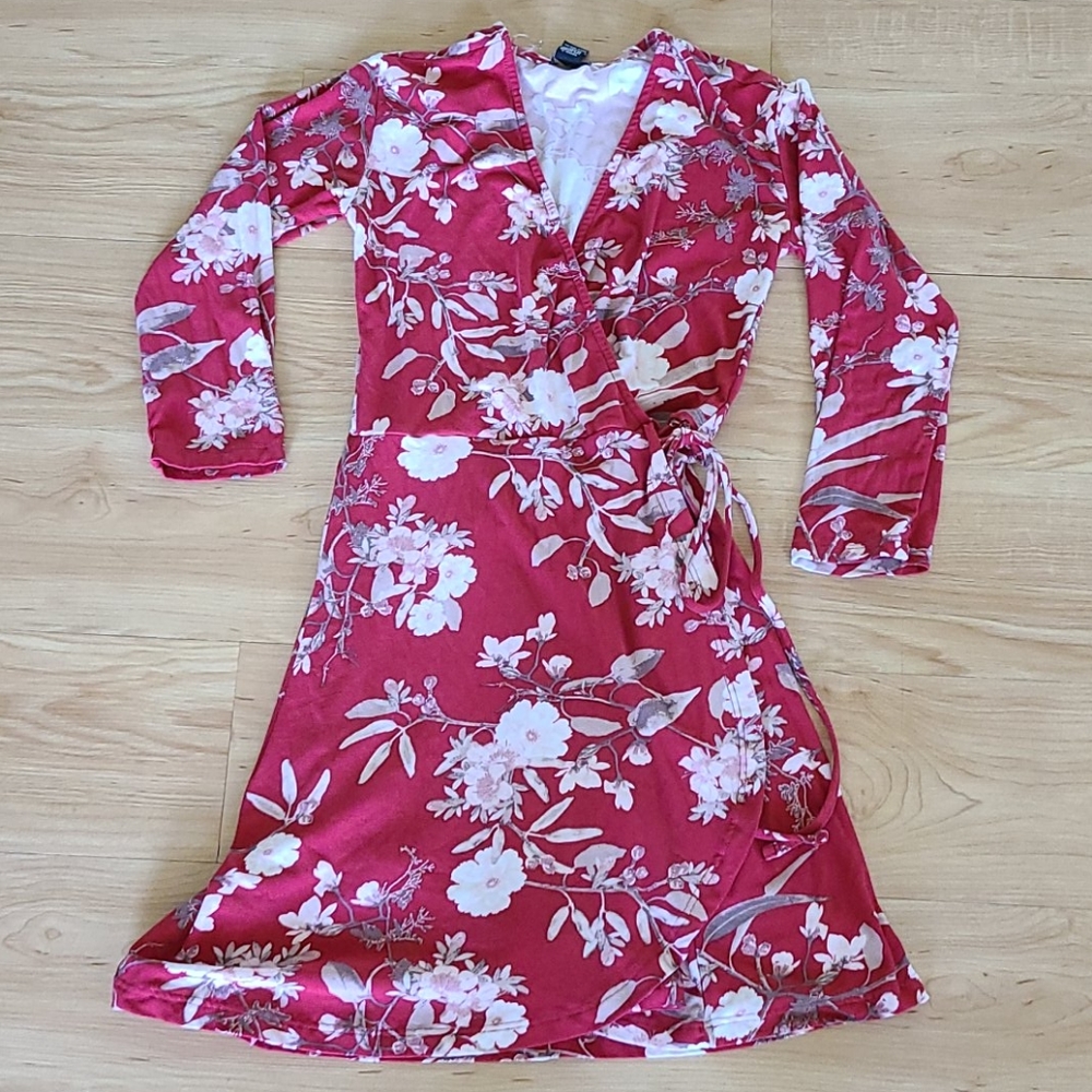 Rue 21 red floral print dress